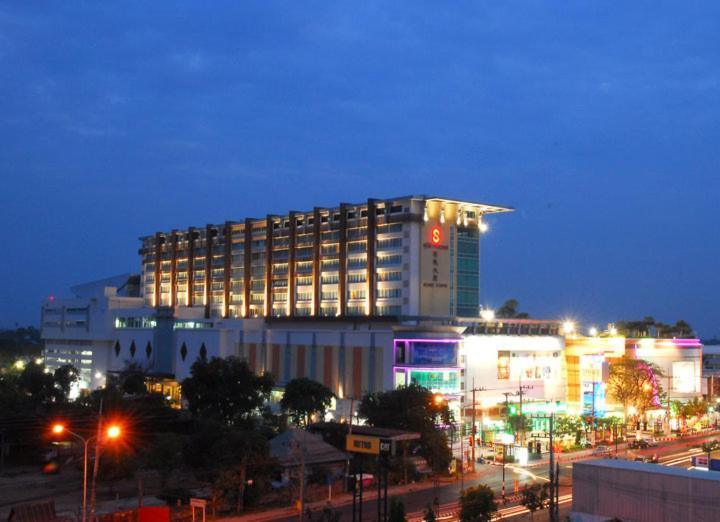 Sunee Grand Hotel And Convention Center Ubon Ratchathani Exteriér fotografie